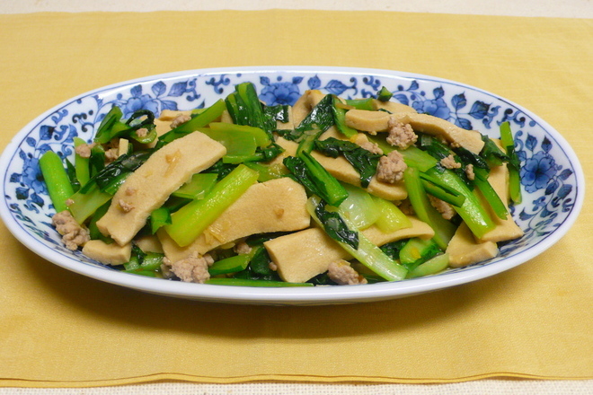 高野豆腐と小松菜の炒め煮